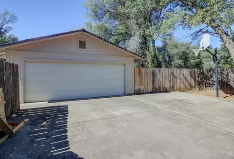4056 Alta Mesa Dr, Redding, CA 96002 photo 41