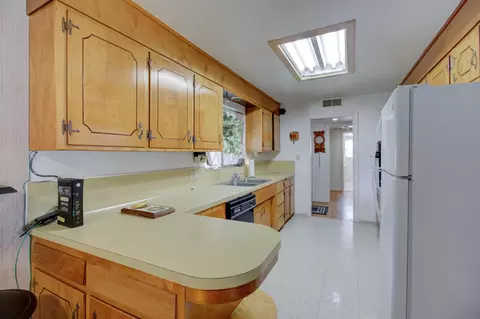4056 Alta Mesa Dr, Redding, CA 96002 photo 12