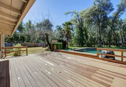 4056 Alta Mesa Dr, Redding, CA 96002 photo 35