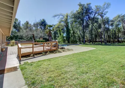 4056 Alta Mesa Dr, Redding, CA 96002 photo 37