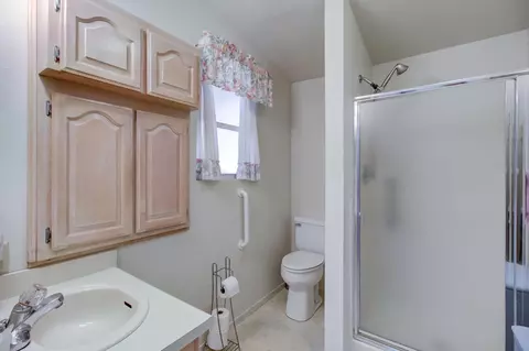4056 Alta Mesa Dr, Redding, CA 96002 photo 21