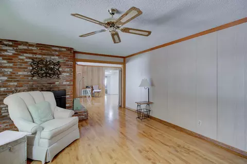 4056 Alta Mesa Dr, Redding, CA 96002 photo 7