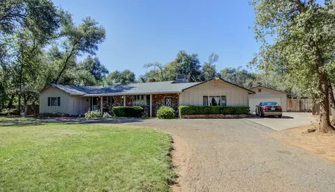 4056 Alta Mesa Dr, Redding, CA 96002 photo 2