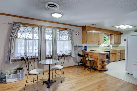 4056 Alta Mesa Dr, Redding, CA 96002 photo 10