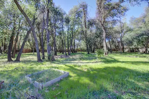 4056 Alta Mesa Dr, Redding, CA 96002 photo 38
