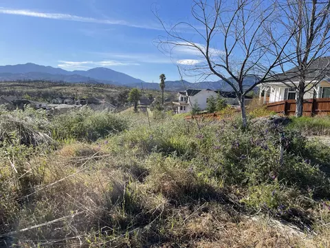 1460 White Water, Redding, CA 96003 photo 2