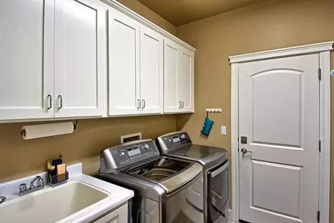 2007 Maudray Way, Redding, CA 96003 photo 29
