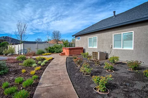 2007 Maudray Way, Redding, CA 96003 photo 37