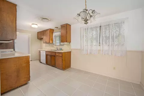 871 Shirley Ln, Redding, CA 96002 photo 3