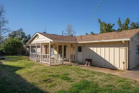 871 Shirley Ln, Redding, CA 96002 photo 11