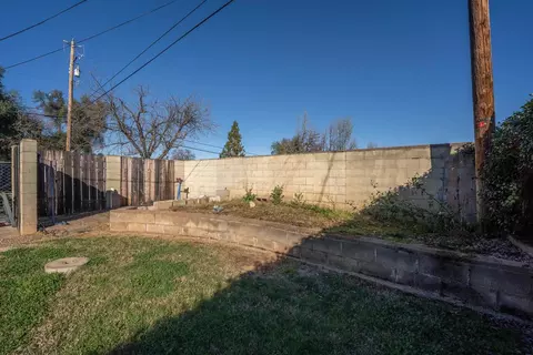 871 Shirley Ln, Redding, CA 96002 photo 10