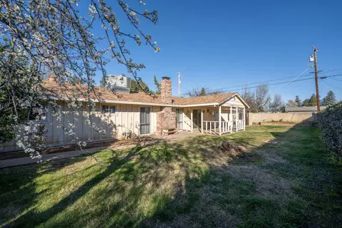 871 Shirley Ln, Redding, CA 96002 photo 9