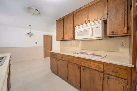 871 Shirley Ln, Redding, CA 96002 photo 6