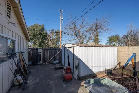 871 Shirley Ln, Redding, CA 96002 photo 12