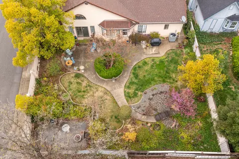 1691 St Andrews Dr, Redding, CA 96003 photo 29