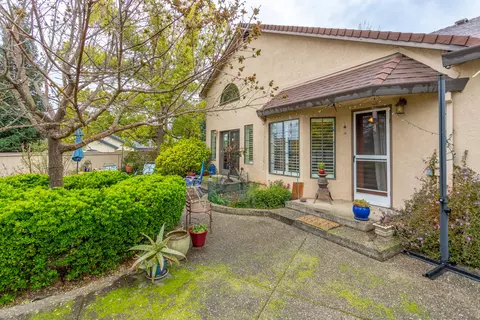 1691 St Andrews Dr, Redding, CA 96003 photo 23