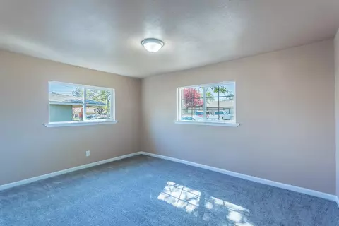 1572 Yale Ct, Redding, CA 96002 photo 14