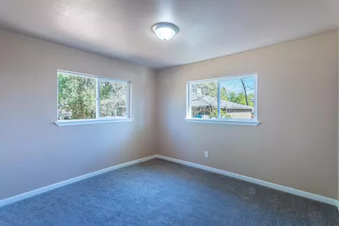 1572 Yale Ct, Redding, CA 96002 photo 13