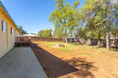 1572 Yale Ct, Redding, CA 96002 photo 21