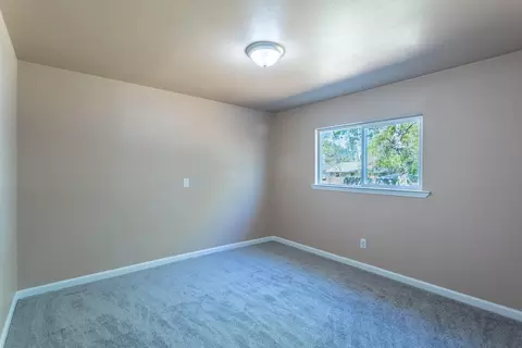 1572 Yale Ct, Redding, CA 96002 photo 15