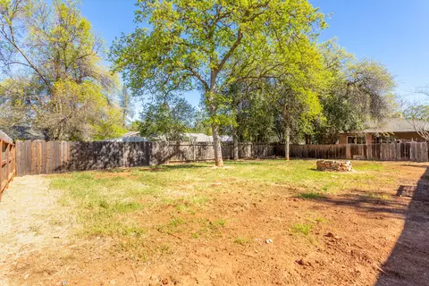 1572 Yale Ct, Redding, CA 96002 photo 22