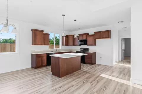 2801 Hawn Ave, Redding, CA 96002 photo 6