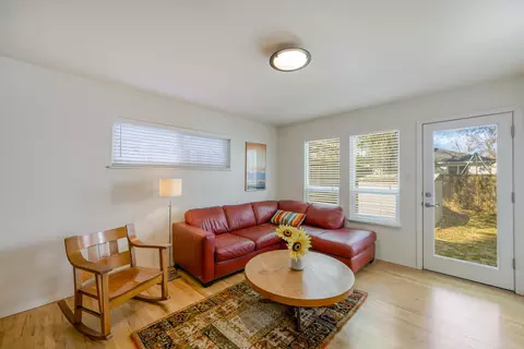 620 Lincoln St, Redding, CA 96001 photo 9