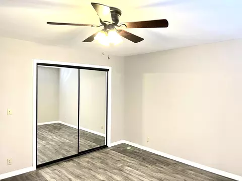 1027 Mistletoe Ln, Redding, CA 96002 photo 8