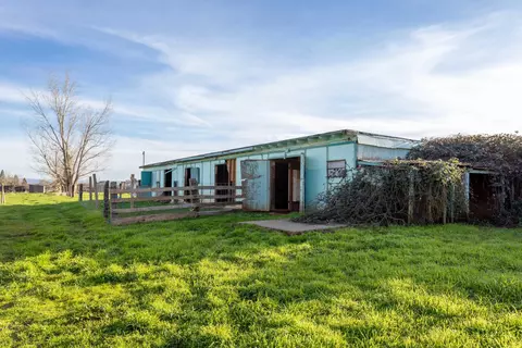 22199 Lone Tree Rd, Anderson, CA 96007 photo 28