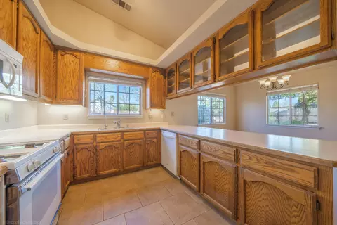 1555 Lavender Way, Redding, CA 96003 photo 19