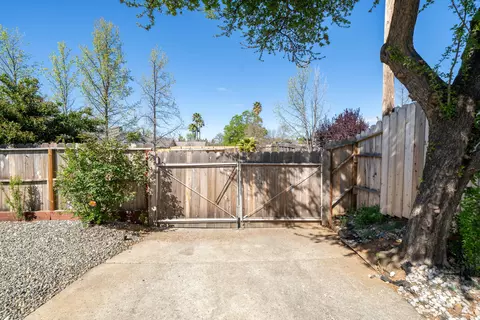 1555 Lavender Way, Redding, CA 96003 photo 45
