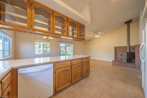 1555 Lavender Way, Redding, CA 96003 photo 20