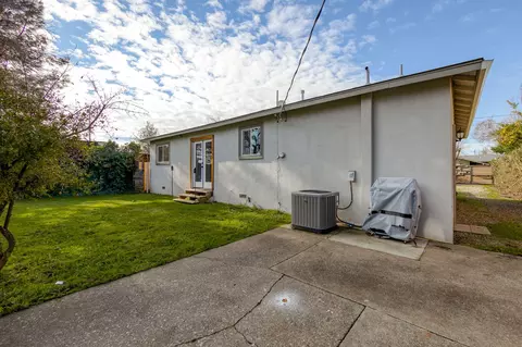 2801 Blueview St, Redding, CA 96002 photo 49