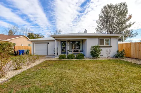 2801 Blueview St, Redding, CA 96002 photo 3