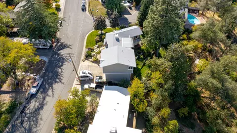 660 Overhill Dr, Redding, CA 96001 photo 105