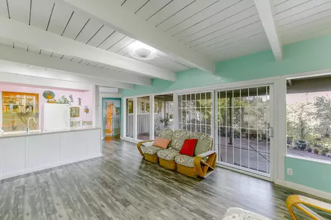 660 Overhill Dr, Redding, CA 96001 photo 57