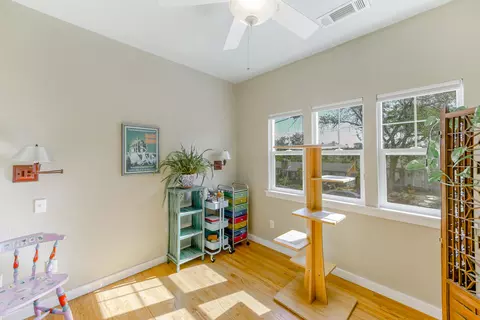 660 Overhill Dr, Redding, CA 96001 photo 21