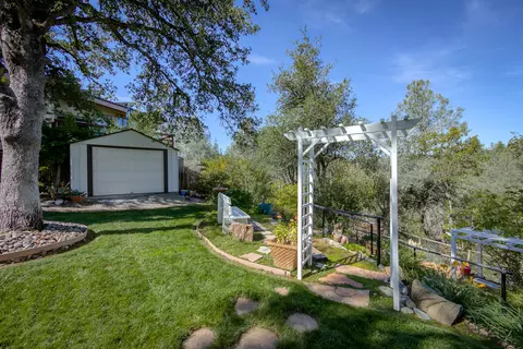 660 Overhill Dr, Redding, CA 96001 photo 90
