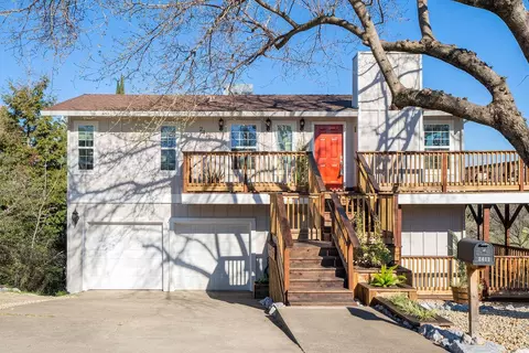 2411 Annette Dr, Redding, CA 96001 photo 1