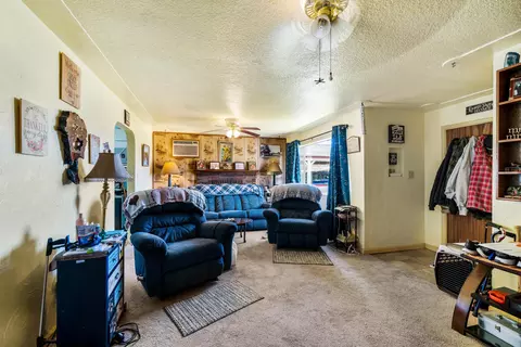 2627 Albert Rd, Anderson, CA 96007 photo 5