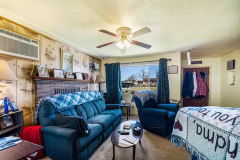 2627 Albert Rd, Anderson, CA 96007 photo 4