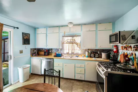 2627 Albert Rd, Anderson, CA 96007 photo 8