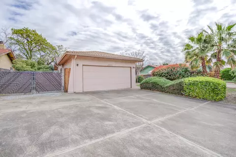 2605 Rainbow Ln, Redding, CA 96002 photo 36