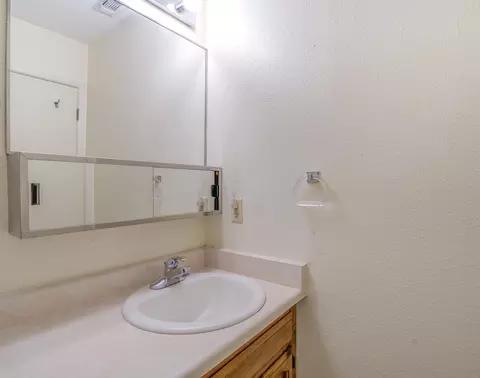 2605 Rainbow Ln, Redding, CA 96002 photo 28