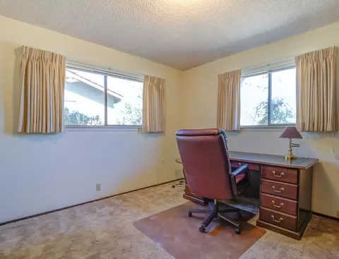2605 Rainbow Ln, Redding, CA 96002 photo 25