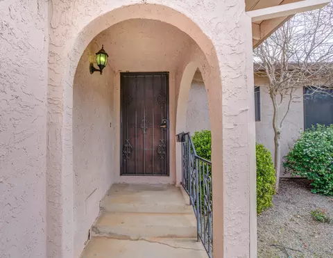 2605 Rainbow Ln, Redding, CA 96002 photo 4