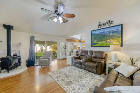 3220 Harlan Dr, Redding, CA 96003 photo 27