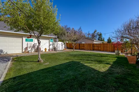 3220 Harlan Dr, Redding, CA 96003 photo 54