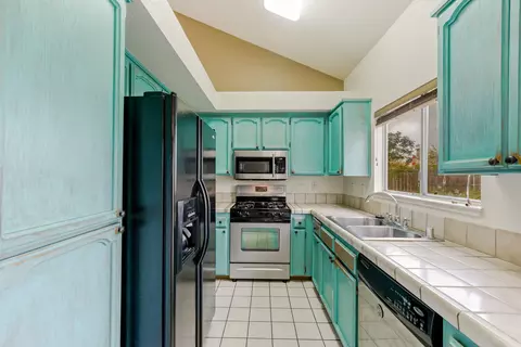 684 Brock Dr, Redding, CA 96003 photo 11