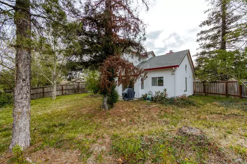 684 Brock Dr, Redding, CA 96003 photo 34